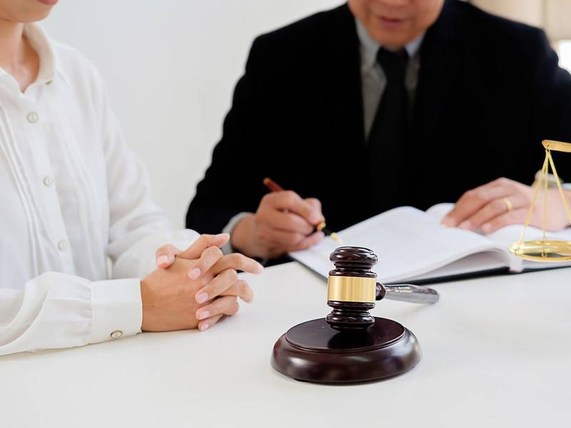 上海勞動法律師解讀：勞動法下合同到期不續簽的復雜規定與實務要點